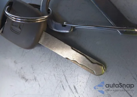 2011 Honda Accord 2.4 Ex-L from USA, damaged, VIN 1HGCP2F81BA037994